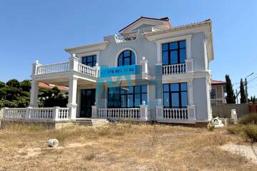 Коттедж, 414 м², 3 эт.