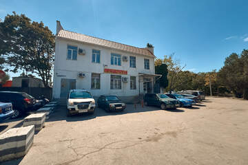 Помещение своб.назн., 243 м², 1/3 эт.