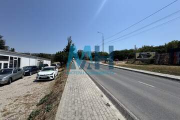 Помещение своб.назн., 300 м², 1/1 эт.