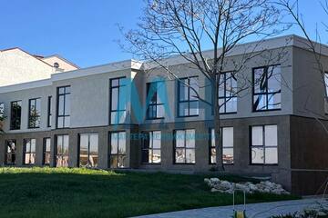 Отдельно стоящее здание, 600 м²