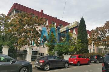 Помещение своб.назн., 131,2 м², 1/2 эт.