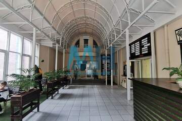 Помещение своб.назн., 146,3 м², 1/4 эт.