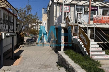 Торговая площадь, 14 м²