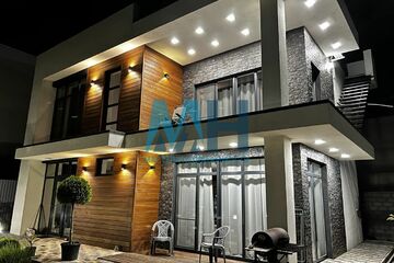 Коттедж, 190 м², 2 эт.