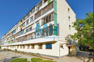 Комната, (всего 2 ком.), 18,8 м², 5/5 эт.