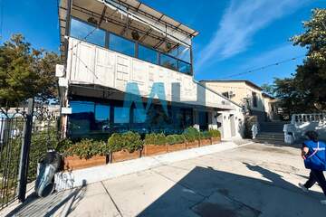 Отдельно стоящее здание, 400 м²