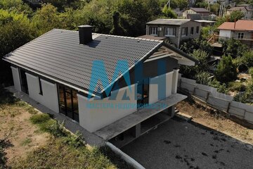 Дом, 215 м², 2 эт.