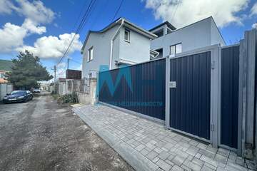 Дом, 271 м², 2 эт.